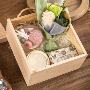 Caja de regalo de madera cuadrada de 26x20x10mm para recuerdos de boda y empaques de dulces - Product Image 2