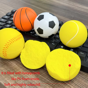 Ballon de <span class=keywords><strong>football</strong></span> anti-stress en mousse PU avec logo personnalisé Dreamhigh, certifié CE/CPC, jouet promotionnel pour soulager <span class=keywords><strong>le</strong></span> stress - Product Image 3