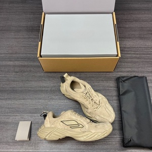 Chaussures décontractées de style marche pour femme de haute qualité, personnalisées 3XL, baskets tendance en maille à lacets, chaussures de course élégantes pour homme - Product Image 2