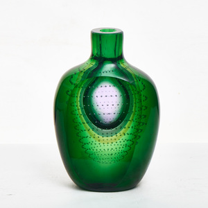 Vase en cristal Art Déco en Liuli translucide fait à la main, motif floral sculpté pour la décoration de table de mariage ou de Bar Mitzvah, Chine - Product Image 3