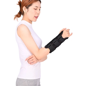 Handgelenkstütze für Karpaltunnelsyndrom, Verstellbare Handgelenkbandage mit Schienen für die linke <span class=keywords><strong>Hand</strong></span>, Kompressionsstütze für den Arm - Product Image 2