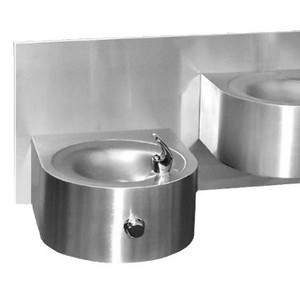 Distributeur d'eau mural en acier inoxydable, froid, commercial, électrique, avec robinet - Product Image 1