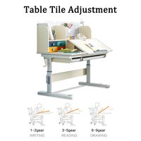 Station de travail pour enfants à manivelle avec support correcteur de posture et design confortable pour les enfants dans une zone de bureau privée