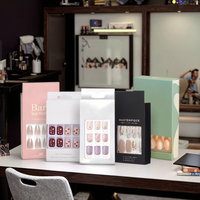 Vente en gros de faux ongles en gel de haute qualité, personnalisables, avec boîte, sous marque privée, en matériaux recyclés et éponge