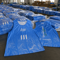 Kaos Lari Biru Custom Cetak Sublimasi Desain Gelombang Abstrak Cepat Kering Kaos Olahraga Jersey Tim OEM Grosir
