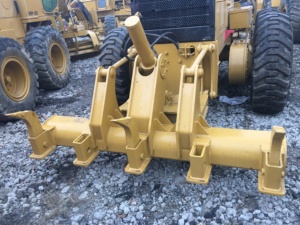 Motoniveladora CAT 140H Usada de Alta Calidad a Buen Precio, en Stock, para Construcción de Carreteras - Product Image 5