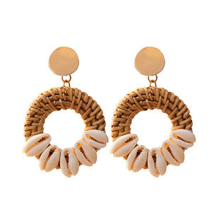 Pendientes tejidos, pendientes huecos redondos geométricos de ratán, Pendientes colgantes de concha exagerada para mujer Uionen 1071 - Product Image 4