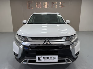 Auto Usata Modello 2019 2.0L 2WD Edizione Enjoy 7 Posti Mitsubishi Outlander - Product Image 2