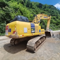 Excavatrice sur chenilles hydraulique Komatsu PC200-11M0 d'occasion de 20 tonnes, machine de construction d'occasion pour les projets miniers et de terrassement