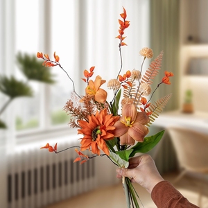 CF02080 Bouquet Arancione Soleggiato, Vivace Composizione di Girasoli e <span class=keywords><strong>Tulipani</strong></span> con Fogliame, Centrotavola Ispirato all'Autunno per Decorazioni Domestiche - Product Image 5