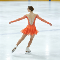 Robe de patinage artistique orange pour enfants et adultes, manches longues en maille, strass, jupe asymétrique en mousseline, pour compétition et spectacle de patinage sur glace