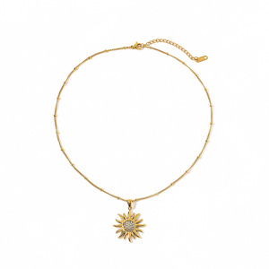 Collar con Colgante en Forma de Sol, Chapado en Oro de 18k, con Diamantes Blancos Engastados en Pavé, Joyería de Moda, Regalo para Mujer - Product Image 5