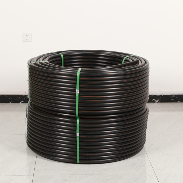 HDPE Pipe for Irrigation System Roll, Flexible Polyethylene Tubing Anti-Crack for Garden Sprinkler or Drip Tapes Connection