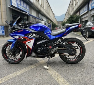 Moto sportive d'occasion <span class=keywords><strong>Kawasaki</strong></span> <span class=keywords><strong>Ninja</strong></span> V6 Style 400cc refroidie par eau, idéale pour les débutants, parfaite pour les trajets quotidiens - Product Image 4