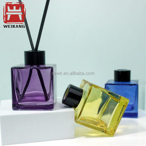 زجاجات عطرية فارغة جديدة لعام <span class=keywords><strong>2026</strong></span> سعة 100 مل لنشر الروائح العطرية بالزيوت الأساسية - Product Image 3