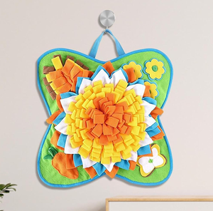 Alfombra olfativa para perros y mascotas, tapete interactivo antideslizante para forrar y jugar, ideal para conejos, cobayas y perros. - Product Image 4