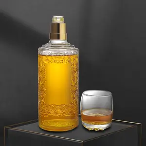 Unique Luxury 650ml Crystal Empty Round Spirits Liquor Decanter Set Whiskey Glass Bottle Gift Box Vodka Wine Bottle