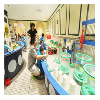 Équipement de terrain de jeu intérieur personnalisé avec caractéristiques souples jeu interactif de nappe phréatique pour les enfants pour le parc d'attractions de l'école à la maison
