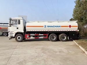 Camión Cisterna <span class=keywords><strong>de</strong></span> Combustible Shacman Nuevo 6x4 con Tanque <span class=keywords><strong>de</strong></span> 18000-25000 <span class=keywords><strong>Litros</strong></span> (4500 Galones) y Transmisión Manual - Product Image 4
