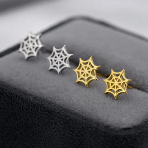 Boucles d'oreilles tendance en forme de toile d'araignée, plaquées or, en alliage de zinc, bijoux unisexes à la mode pour femmes et hommes, petites boucles d'oreilles - Product Image 3