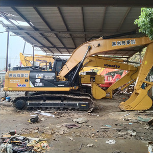 รถขุดขนาดใหญ่ CAT326d น้ำหนัก 26 ตัน พร้อมบุ้งกี๋ขุดขนาด 1.3 ลูกบาศก์เมตร รถขุดตีนตะขาบมือสอง - Product Image 1