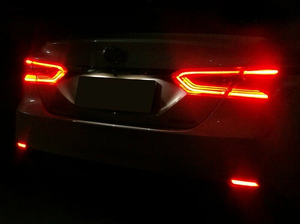 Reflector <span class=keywords><strong>de</strong></span> parachoques trasero LED para coche, lámpara <span class=keywords><strong>de</strong></span> luz para Toyota Camry 2018 2019 2020 2021 2022 2023 2024 W/luces <span class=keywords><strong>de</strong></span> freno traseras - Product Image 5
