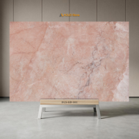 Style élégant et frais, texture naturelle rose pâle, grande dalle de marbre naturel, idéale pour les scènes murales romantiques dans la chambre.