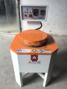 Fourneau de fusion électrique avancé avec système de contrôle automatique de la température pour l'équipement de production de fonderie métallique - Product Image 4