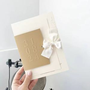 Inviti Matrimoniali Personalizzati con Totem Colorati all'Ingrosso con Busta Stampa a Colori e Stampa a Caldo per Eventi Nuziali Ringraziamenti - Product Image 3