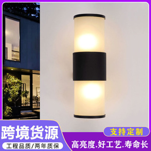 Applique murale extérieure moderne à double tête, en aluminium, avec éclairage haut et bas, support E27 LED pour porche et patio extérieur - Product Image 2