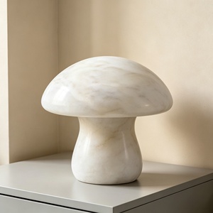 Lampe de table en marbre naturel, base évasée en pierre translucide, intensité variable, CRI 90 élevé, design post-moderne pour chambre d'hôtel - Product Image 3