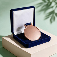Médaille de reconnaissance plaquée or rose vierge, forme ronde, en métal, avec boîte cadeau en velours bleu, vente en gros, personnalisation OEM/ODM, approvisionnement en vrac