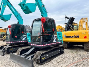 รถขุด KOBELCO รุ่น SK75-8 มือสอง น้ำหนัก 6.85 ตัน เครื่องยนต์ Isuzu พร้อมปั๊ม สำหรับงานโครงสร้างพื้นฐานในเมือง - Product Image 2