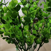 Feuilles d'Eucalyptus en Soie Artificielle Fleurs Artificielles Vertes Jardinière Décorative de Jardin Gypsophile Artificielle Décoration de Maison de Mariage
