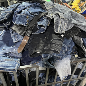 Vêtements d'occasion en gros pour femmes : Jeans skinny premium usagés, pantalons longs pour femmes, Jeggings, Balles de vêtements en jean pour femmes, Lots de vêtements - Product Image 2