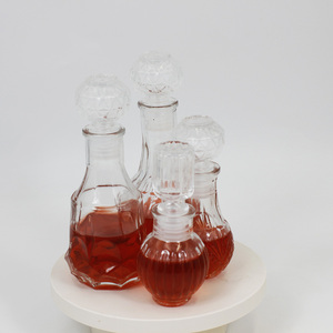 Mini <span class=keywords><strong>bouteille</strong></span> 50ml 100ml distributeur d'eau vide avec bouchon en verre distributeur de vodka <span class=keywords><strong>whisky</strong></span> brandy - Product Image 2