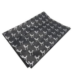 Papel de Envoltura Ecológico con Recubrimiento de Resina, Impreso con Nombre de Marca Personalizado, para Empaque de Ropa - Product Image 4