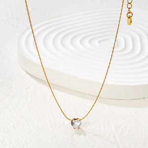 Collar de Moda con Colgante de Acero Inoxidable y Zirconia, Cadena para Clavícula, Joyería de Fiesta con Diseños Geométricos: Estrella, Redondo, Ovalado y Cuadrado Biselado - Product Image 3