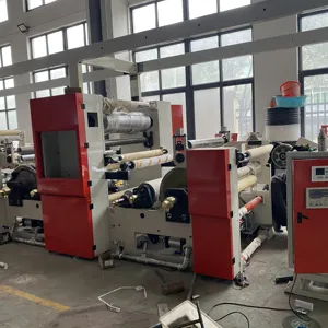 Machine de stratification de revêtement en plastique de papier tissé en plastique d'extrusion complètement automatique de cannelure