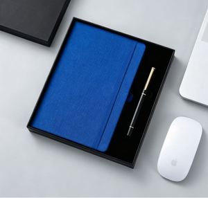 Ensemble cadeau de papeterie de luxe personnalisable 2026, carnet de notes rechargeable, stylo, cuir PU gris, journal A5 avec bande élastique - Product Image 2
