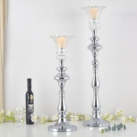 Vase à fleurs en métal doré de luxe avec support en verre, élégant centre de table de mariage, grand porte-bougie pour la décoration de table de fête