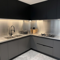 Plan de travail modulaire en acier inoxydable 304 de qualité alimentaire avec bord surélevé pour cuisine, table à manger, appartement et usage commercial