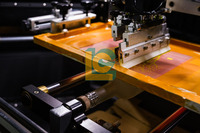 Imprimante à écran pour bouteilles en verre et en plastique entièrement automatique multi-couleurs LC, machine d'impression sérigraphique à séchage UV à commande servo