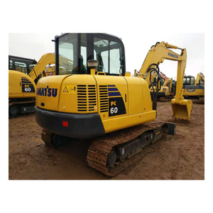 Miniexcavadora KOMATSU usada, capacidad de 6 toneladas, maquinaria de construcción original japonesa con motor central y componentes de bomba - Product Image 1