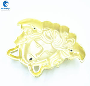 Venta al por mayor de oro de aleación de cabeza de Medusa Statuefor muebles - Product Image 4