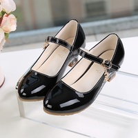 Nouvelles chaussures de princesse à talons hauts pour filles, version coréenne, blanches, pour spectacles, pour étudiantes, pour les fêtes d'été - Vente en gros usine