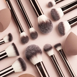 Ensemble de 12 pinceaux de <span class=keywords><strong>maquillage</strong></span> marron avec 3 éponges cosmétiques pour le visage et les yeux, outils de beauté pour femmes, <span class=keywords><strong>maquillage</strong></span> quotidien professionnel - Product Image 3