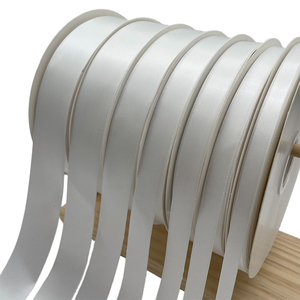 Băng PC Biểu Tượng Tùy Chỉnh 245 Màu Sắc <span class=keywords><strong>Satin</strong></span> Ribbon 100% <span class=keywords><strong>Polyester</strong></span> Duy Nhất Đôi Mặt Ribbon Cho Hàng May Mặc Quà Tặng Gói - Product Image 1