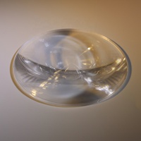 Lentille Fresnel linéaire solaire de grande taille en plastique PMMA personnalisée VY pour concentrateur solaire