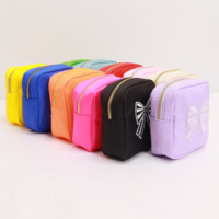 Fabriek Schattige Strik Gepatcht Kleine Waterdichte Make-Up Zakjes Bruidsmeisje Kerstcadeau Tassen Reizen Toilettassen Mini Nylon Zakje